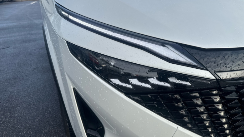 Nissan Qashqai 1.3 DiG-T MH Acenta Premium 5dr Petrol Hatchback